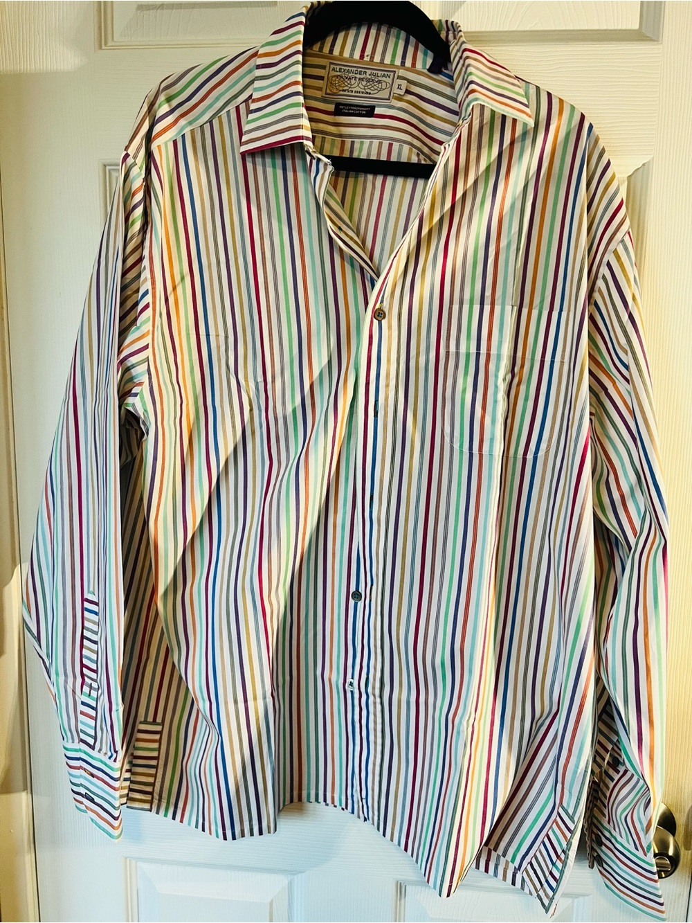 NWOT Alexander Julian Men’s Multicolor Stripe Dress Shirt - White Base. Size XL